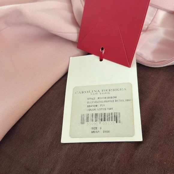 NWT CAROLINA HERRERA SLEEVELESS RUFFLED DETAIL MINI IN LOTUS PINK